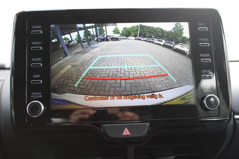 Toyota Yaris Cross 1.5 Hybrid Achteruitrijcamera, Bluetooth, Cruise Control Adaptief, Climate Control afbeelding 25