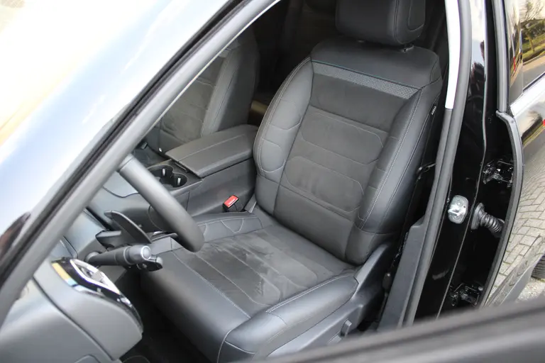 Citroën C5 Aircross 1.2 Hybrid 136PK Max Automaat, Luxe Lederen bekleding, 360 camera, navigatie, elekr. stoelen, CruiseControl, Applecarpl./Andr. Auto afbeelding 10