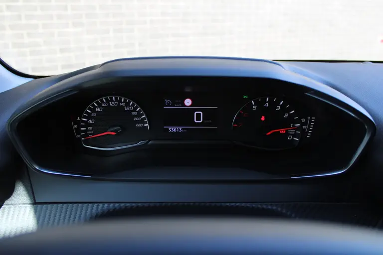 Peugeot 208 1.2 PureTech Active Pack 75pk, Applecarpl./Andr. Auto, Airco, Navigatie, Parkeersensor achter afbeelding 14
