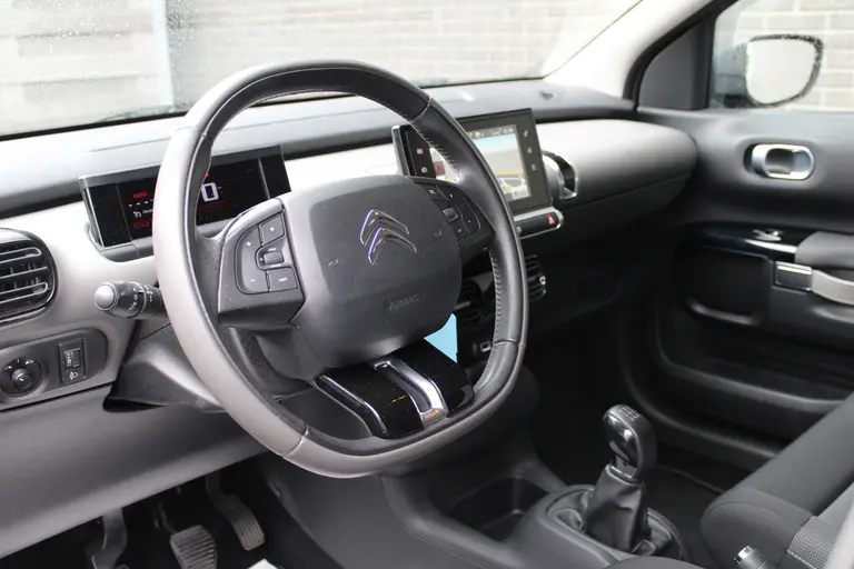 Citroën C4 Cactus 1.2 PureTech Feel Trekhaak, Cruise Control, Airco, Elekt. ramen voor, Navigatie afbeelding 22