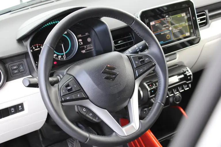 Suzuki Ignis 1.2 Smart Hybrid Stijl Achteruitrijcamera, Bluetooth, Stoelverwarming, Navigatie, Cruise Control afbeelding 4