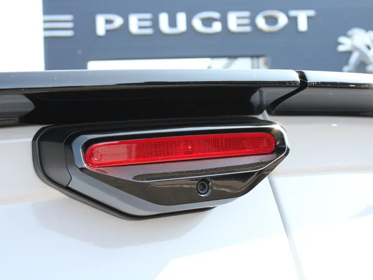 Peugeot Partner 1.5 BlueHDi 130PK EAT8 Automaat L1 White & Black Edition, Navigatie, Airconditioning, Camera Achter + Zijkant, Parkeerhulp voor & achter, Trekhaak afbeelding 15