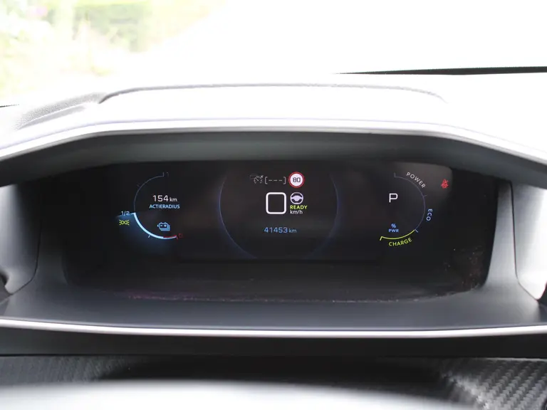 Peugeot e-208 EV GT Pack 50 kWh 136PK Navigatie, Achteruitrijcamera, Panoramadak, Stoelverwarming, Adaptieve Cruise Control afbeelding 19