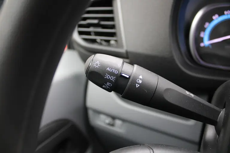 Citroën Jumpy Club M 50 kWh Cruise control, Airco, Apple carplay/Android auto, Radio, Elek.bediende ramen en spiegels afbeelding 17