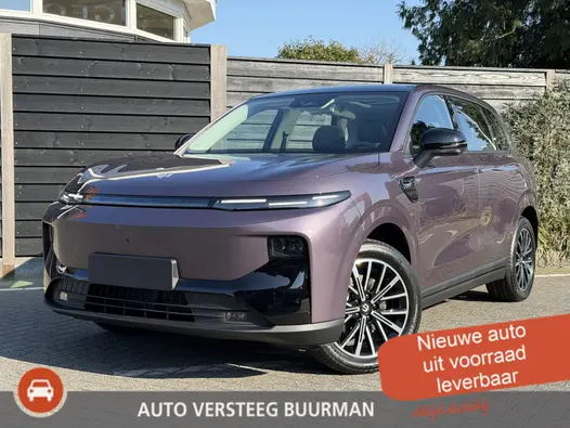 Leapmotor B10 Design ProMax 67.1 kWh 218PK Automaat Navigatie, Rondomzichtcamera, Adaptieve Cruise Control, Climate Control, Panoramadak