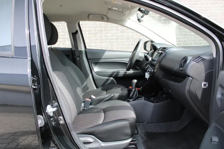 Mitsubishi Space Star 1.2 Connect+ Airco, Applecarpl./Andr. Auto, Start/Stop Systeem, Elektr. ramen voor, Licht/Regen sensor afbeelding 23