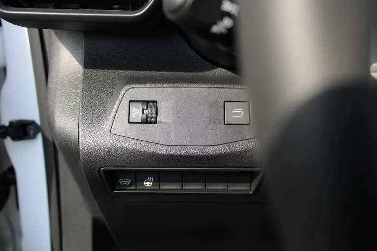 Citroën Berlingo 1.5 BlueHDi 100 S&S L2 Dodehoek detectie, Stoelverm., Achteruitrijcamera, Airco, Navigatie, Digitaal display afbeelding 14