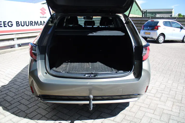 Toyota Corolla Touring Sports 1.8 Hybrid Dynamic Automaat, Trekhaak, All-Seasonbanden en 1e Eigenaar! afbeelding 14