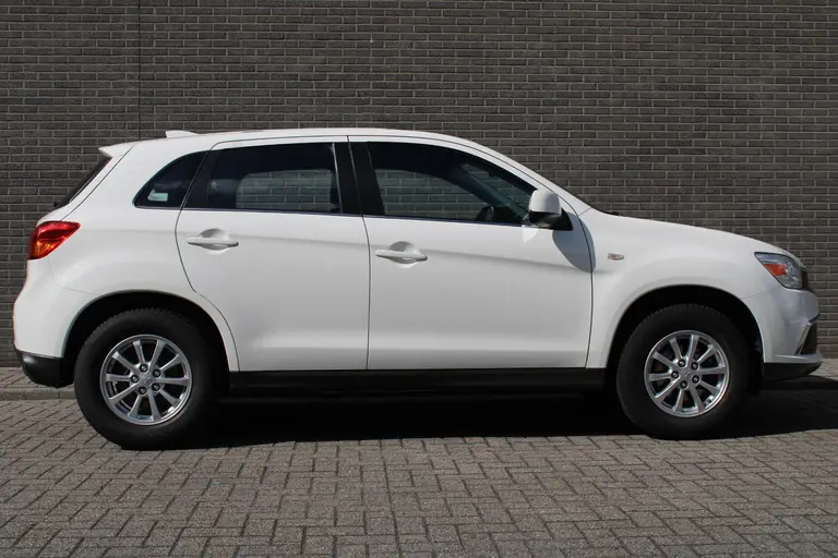 Mitsubishi ASX 1.6 Cleartec Bright+ Airco, Cruise Control, LM velgen 16'' afbeelding 3