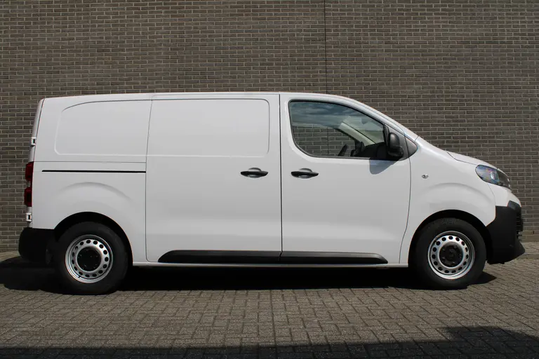 Peugeot Expert 2.0 BlueHDi 145PK L2 Navigatie, Camera Achter, Airconditioning, Audio, Cruise Control, Audio DAB afbeelding 2