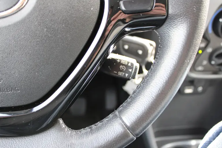 Toyota Aygo 1.0 VVT-i x-first, Camera, Applecarplay/Androidauto, LM-Velgen en Dealer ondehouden! afbeelding 24