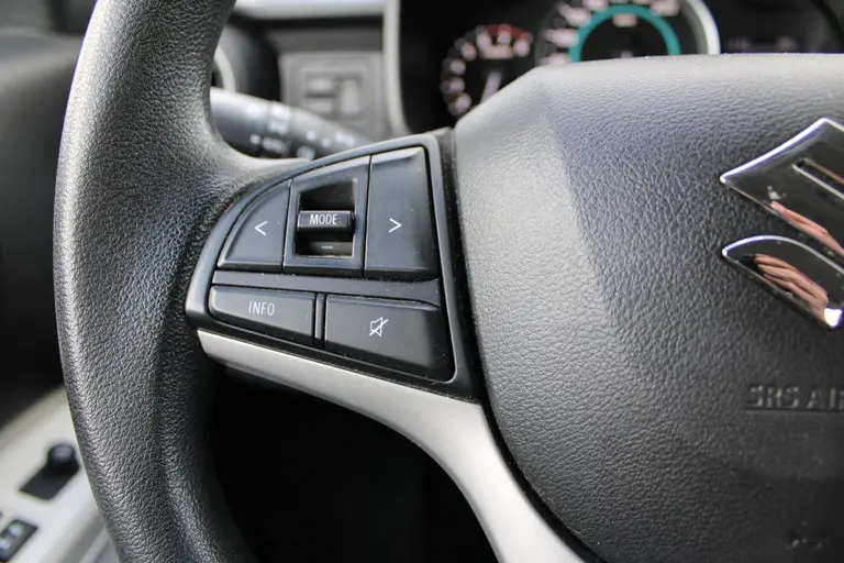 Suzuki Ignis 1.2 Select, met Dakspoiler en Dealer Onderhouden! Achteruitrijcamera en hoge instap! afbeelding 23