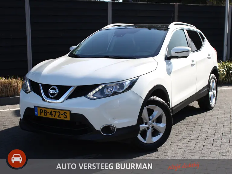 Nissan QASHQAI 1.6 164PK N-Connecta Navigatie, Camera en parkeerhulp rondom, Cruise Controle, Trekhaak. Keyless afbeelding 1