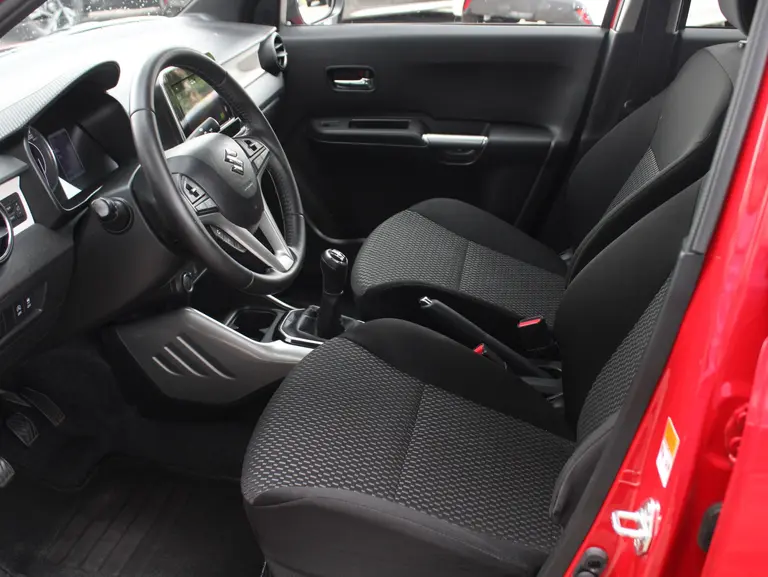 Suzuki Ignis 1.2 Smart Hybrid Style, Stijl , Cruise Control, Keyless en Navigatie afbeelding 14