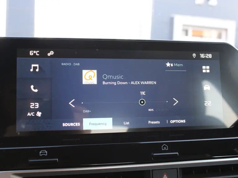 Citroën Ë-C4 Feel 50 kWh 136PK Achteruitrijcamera, Cruise Control, Parkeersensoren Achter, Led Koplampen, Lichtmetalen Velgen afbeelding 19