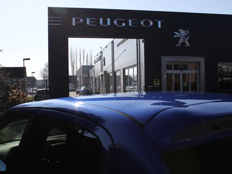 Peugeot 108 1.0 e-VTi 72PK Active 5DRS Airco, Extra getint glas, Bluetooth, LED Dagrijverlichting, Audio, Mistlampen voor afbeelding 11