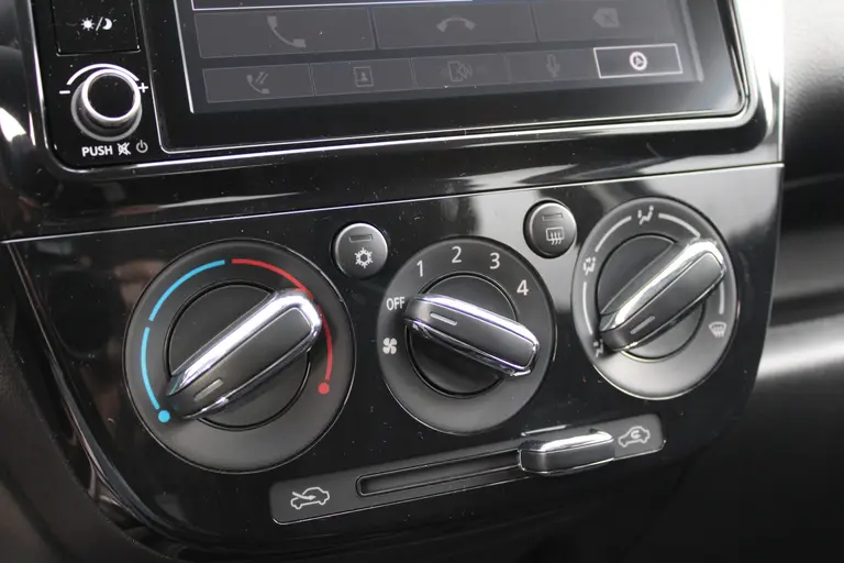 Mitsubishi Space Star 1.2 Active Airco, Apple carplay/Android auto, Audio/DAB, Elek.verst.buitenspiegels en ramen voor, afbeelding 18