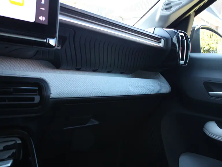 Citroën C3 1.2 100PK Turbo Max Navigatie, Achteruitrijcamera, Climate Control, Cruise Control, Apple Carplay, Android Auto afbeelding 29