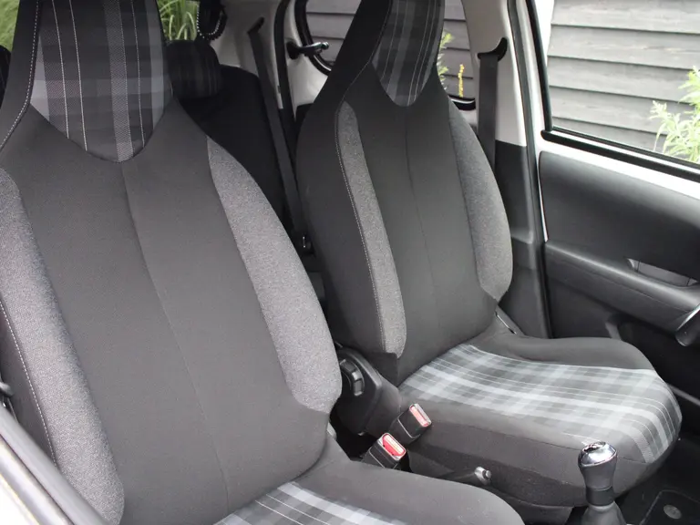 Peugeot 108 Active 1.0 e-VTi 72PK 5DRS Airco, Mistlampen Voor, Bluetooth, Elektrische Ramen Voor afbeelding 10