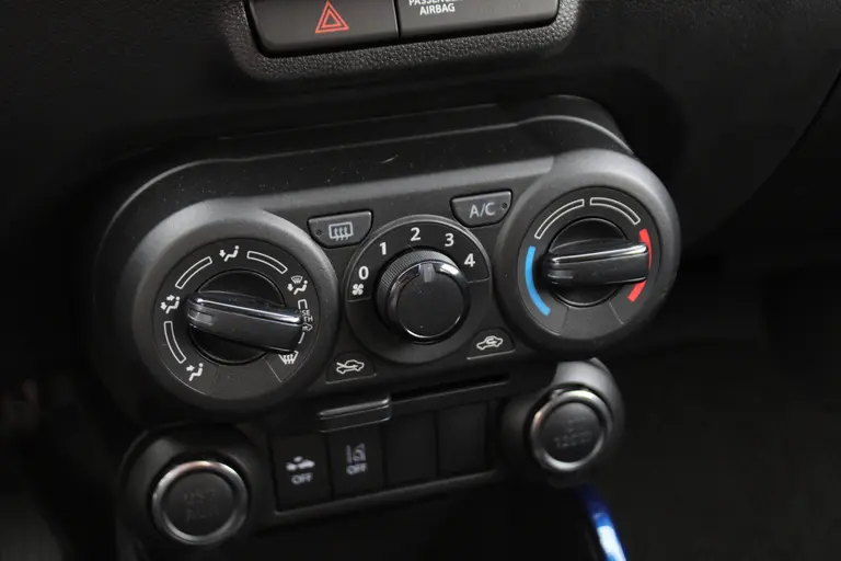 Suzuki Ignis 1.2 Smart Hybrid Select Automaat Achteruitrijcamera, Stoelverwarming, Airco, Bluetooth afbeelding 21