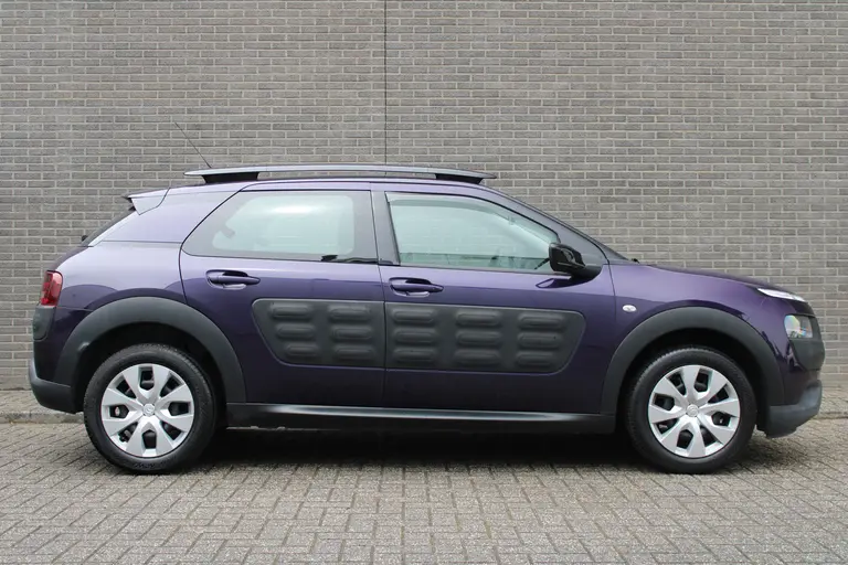 Citroën C4 Cactus 1.2 PureTech Feel Trekhaak, Cruise Control, Airco, Elekt. ramen voor, Navigatie afbeelding 2
