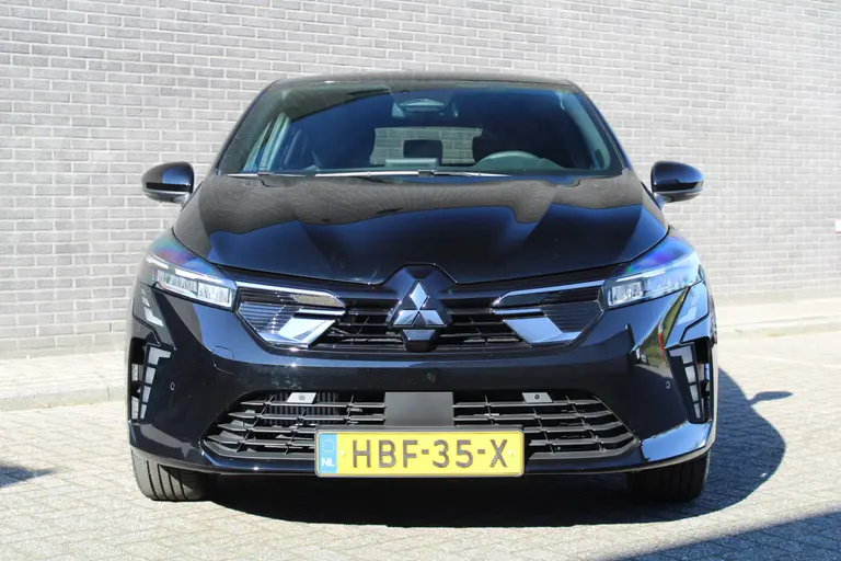 Mitsubishi Colt 1.0T MT Intense+ Cruise/Climate control, 17"LM velgen, Camera, Apple carplay/Android auto, Parkeersensoren V+A afbeelding 6