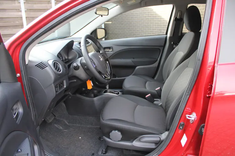 Mitsubishi Space Star 1.2 Dynamic 72PK 5DRS CVT Automaat Cruise/Climate control, Radio/DAB, Apple Carplay/Android auto, Camera achter, Lichtmetalen velgen afbeelding 13