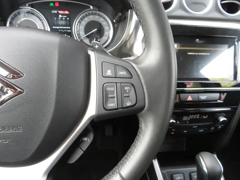 Suzuki Vitara 1.5 Hybrid Style AllGrip, Automaat, Panoramadak, Parkeersensoren, Alcantara/leer, ZEER COMPLEET! afbeelding 25