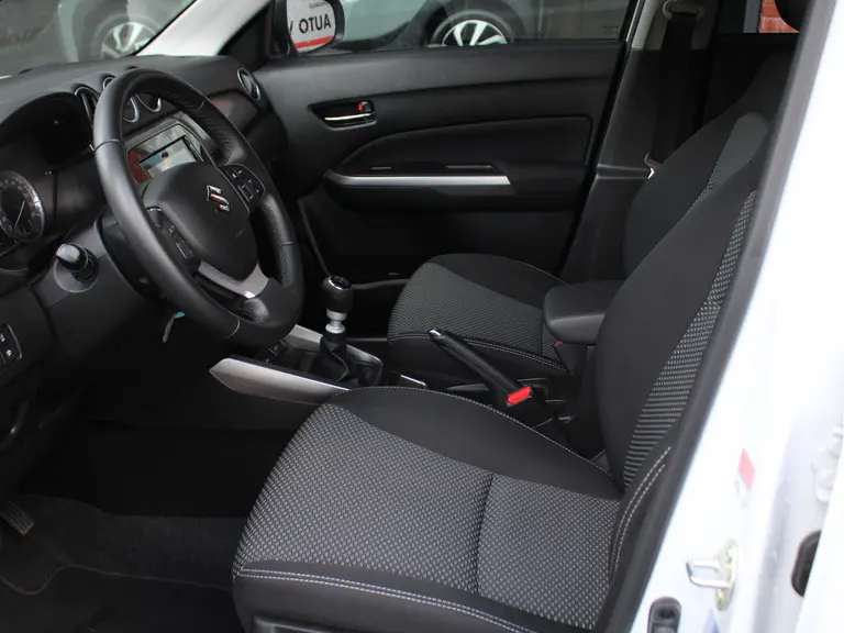 Suzuki Vitara 1.4 Boosterjet Select Smart Hybrid Adaptieve Cruise en Climate Control, Carplay/Android Auto afbeelding 36