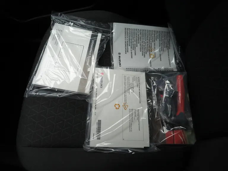 Suzuki Swift 1.2 Style Smart Hybrid Camera, Parkeersensoren, Draadloos Carplay afbeelding 31