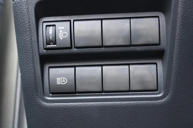 Toyota Yaris Cross 1.5 Hybrid Dynamic Automaat Achteruitrijcamera, Bluetooth, Airco Automatisch, Cruise Control Adaptief, Navigatie afbeelding 34