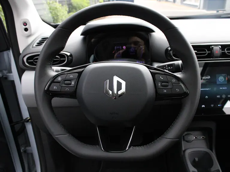 Leapmotor T03 Design 37.3 kWh Navigatie, Camera achter, Parkeerhulp achter, Audio, Keyless Start, Lichtmetalen velgen afbeelding 19