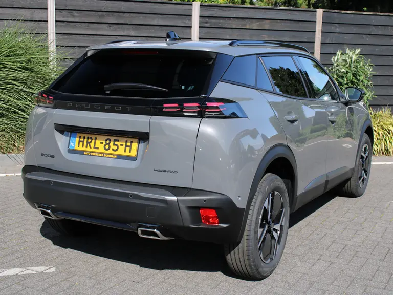 Peugeot 2008 Allure 1.2 Hybrid 145PK e-DCS6 Automaat Navigatie, Camera Voor & Achter, Keyless, Adaptieve Cruise Control afbeelding 10