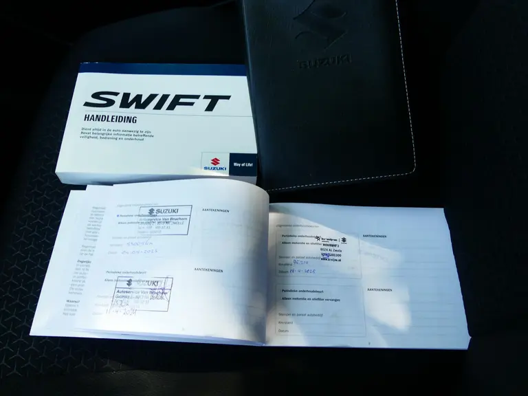 Suzuki Swift 1.2 Stijl Automaat Dealer o.h. Cruise Control, Navi afbeelding 37