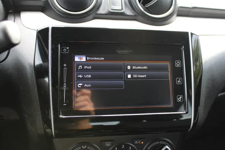 Suzuki Swift 1.2 Select Smart Hybrid , Cruise-control, Applecarplay/Androidauto afbeelding 18
