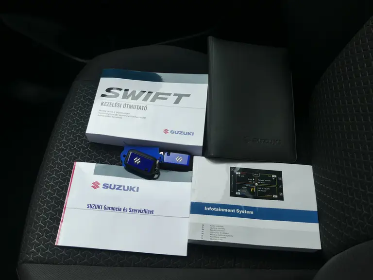 Suzuki Swift 1.2 Style Smart Hybrid AUTOMAAT Cruise Control, Navigatie, Apple Carpl/Andr Auto afbeelding 33