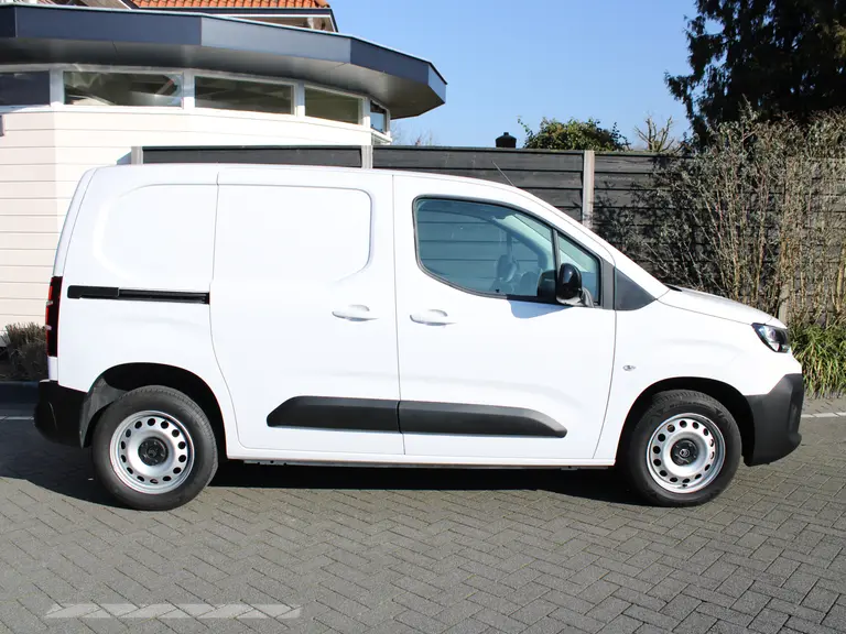 Citroën Berlingo 1.5 BlueHDi 100PK S&S L1 1000kg laadvermogen Achteruitrijcamera, Keyless Entry & Start, Draadloze Telefoonlader, Apple Carplay, Android Auto afbeelding 7