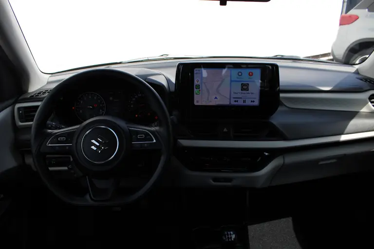 Suzuki Swift 1.2 Comfort Smart Hybrid NIEUW MET 6 JAAR GARANTIE! Navigatie, Achteruitrijcamera, Parkeersensoren Achter, Cruise Control Adaptief afbeelding 17