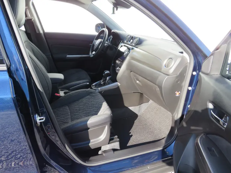 Suzuki Vitara 1.5 Hybrid Style, Automaat, NIEUW MODEL, Draadloos carplay, Parkeersensoren en 6 jaar Garantie! afbeelding 13