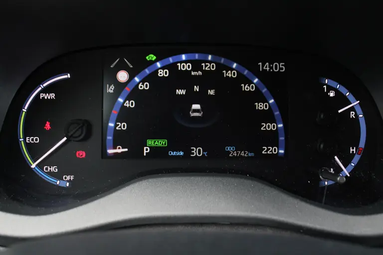 Toyota Yaris Cross 1.5 Hybrid Explore Achteruitrijcamera, Cruise Control Adaptief, Navigatie, Stoelverwarming afbeelding 28