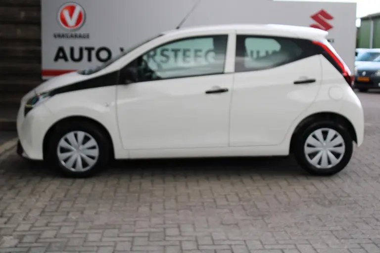 Toyota Aygo 1.0 VVT-i x-fun , 1e Eigenaar en Dealer ondehouden! afbeelding 3