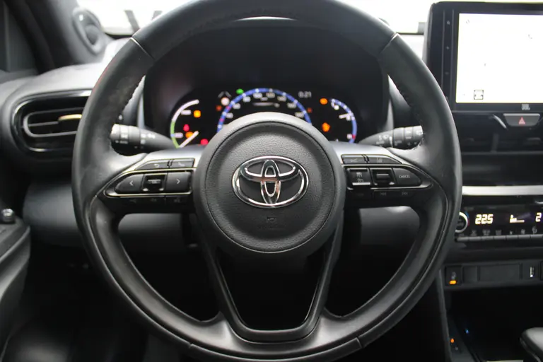 Toyota Yaris Cross 1.5 Hybrid Adventure Trekhaak, JBL Audio, Head-up Display, Elektrische Achterklep, Stuur- en Stoelverwarming afbeelding 23