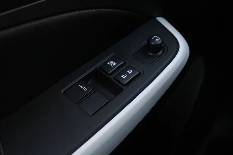 Suzuki Swift 1.2 Select Carplay/Android Auto, Achteruitrijcamera, Stoelverwarming, DAB Radio, Airco afbeelding 29
