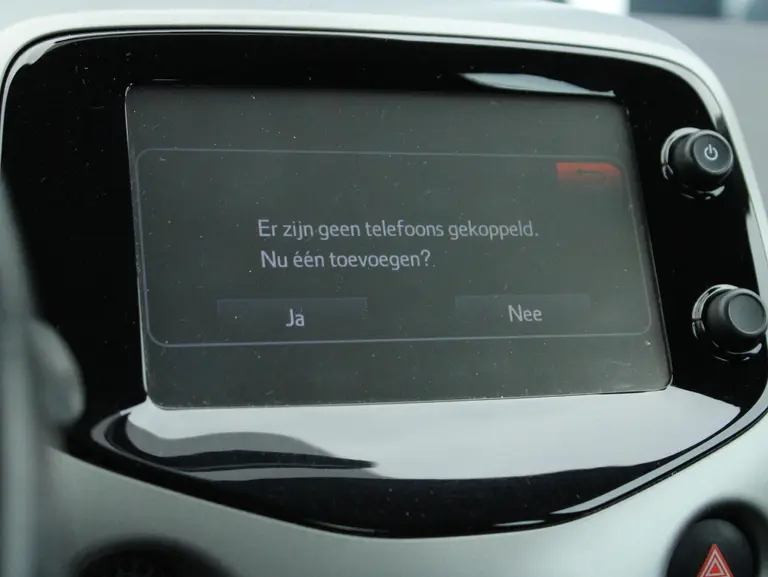 Toyota Aygo 1.0 VVT-i x-nav Achteruitrijcamera, Navigatie, Airco, Bluetooth afbeelding 22