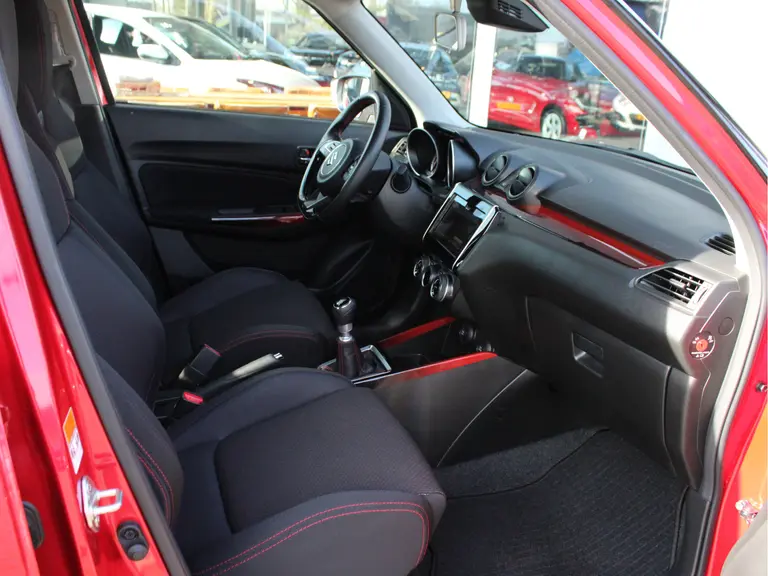 Suzuki Swift 1.4 Sport Smart Hybrid 6-Versnellingsbak, Origineel Nederlands, Navigatie, Cruise en Climate Control afbeelding 49