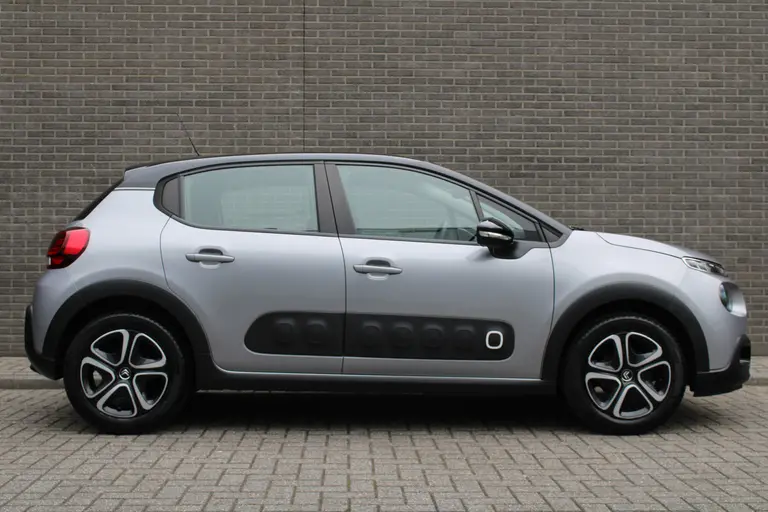 Citroën C3 1.2 PureTech S&S Feel Edition Trekhaak, Navigatie, Applecarpl./Andr. Auto, Cruise/Climate Control afbeelding 2