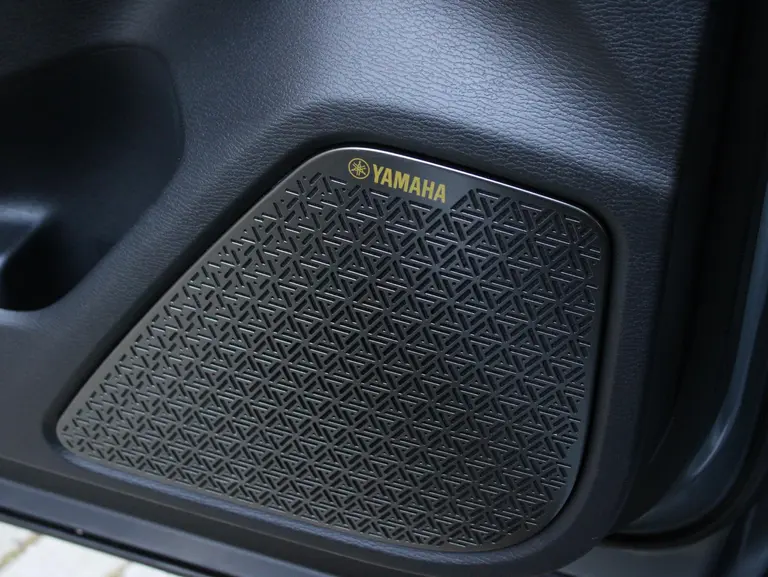 Mitsubishi Outlander 2.4 PHEV Instyle+ Lederen Interieur, Elektrisch Glazen Panoramadak, Stoelventilatie, Yamaha Audio afbeelding 6
