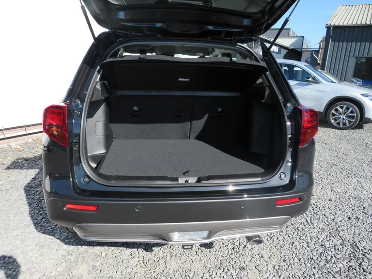 Suzuki Vitara 1.4 Boosterjet Style Smart Hybrid, Trekhaak, ORG Treeplanken, Draadloos Carplay, ZEER COMPLEET! afbeelding 11