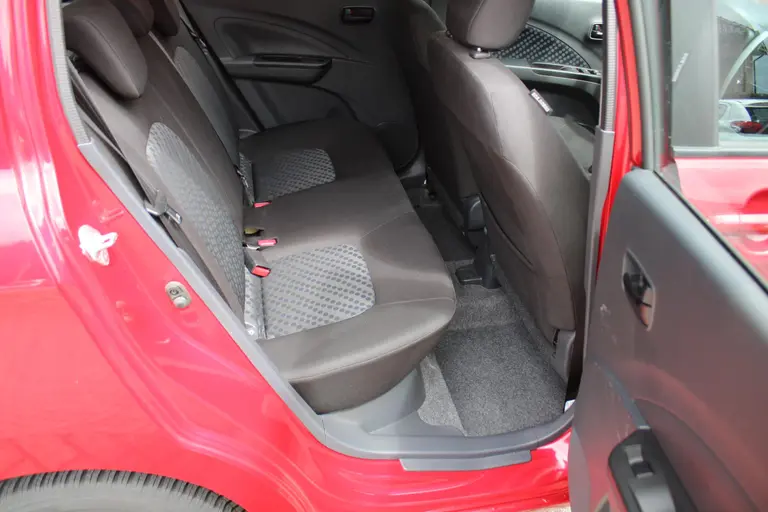 Suzuki Celerio 1.0 Exclusive , 2e Eig. Dealer ondehouden! afbeelding 13