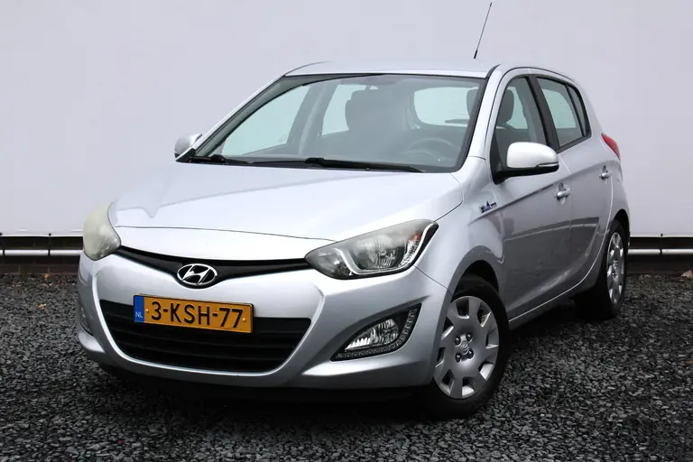 Hyundai i20 1.2i i-Motion 5-Deurs Afneembare Trekhaak, Airco, Parkeersensoren Achter, Radio/CD Speler afbeelding 29